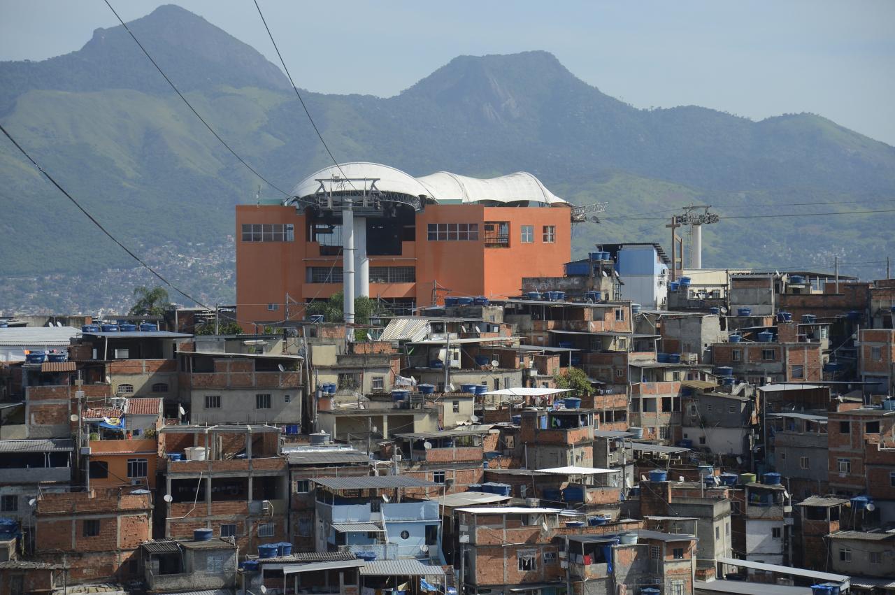 Educação é o caminho para transformação da favela, diz líder do Alemão