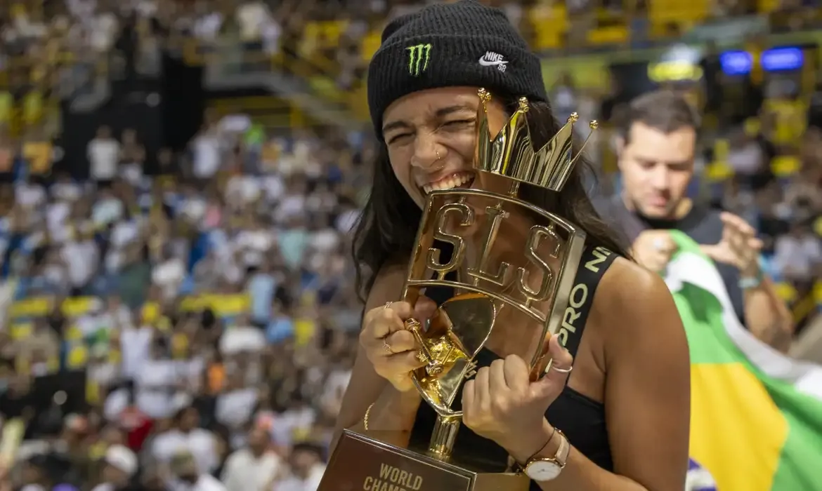 Rayssa Leal conquista etapa da Liga Mundial de Street Skate