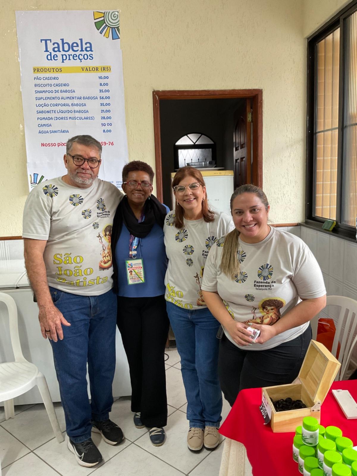 RITA LUSIÊ NA FAZENDA ESPERANÇA (RJ)