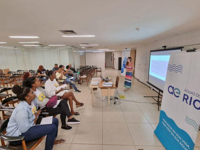 Líderes comunitários são capacitados para desenvolver projetos sociais