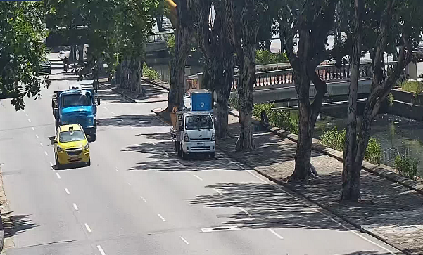Reconstrução de balaustrada histórica na Av. Pres. Vargas interdita ponte sobre o Canal do Mangue até 10 de março