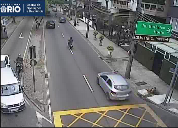 Serviço na rede elétrica interdita parcialmente a Avenida Borges de Medeiros, na Lagoa, no sábado (12/04)