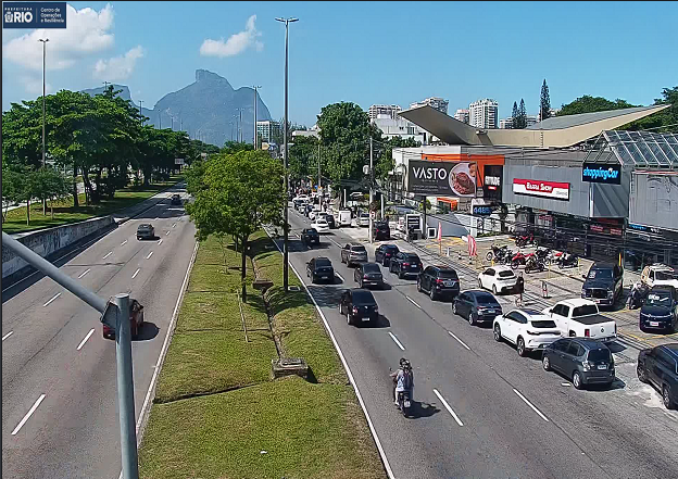 Obra de instalação de rede de gás interdita parcialmente a Avenida das Américas, na Barra da Tijuca, até 15/05