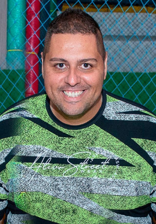 União de Jacarepaguá anuncia novo carnavalesco