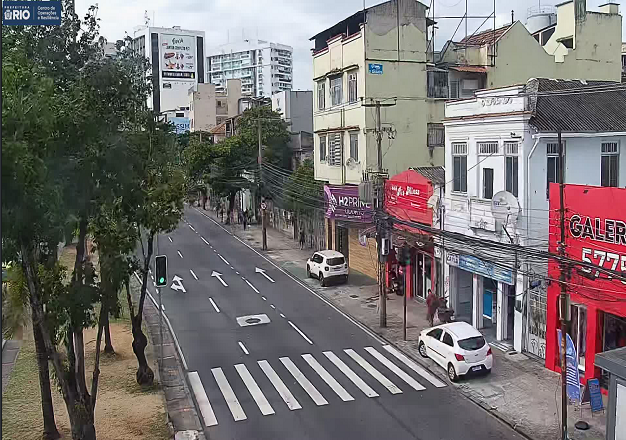 Obras da Light ocupam trechos da Avenida Dom Helder Câmara, em Del Castilho e Todos os Santos
