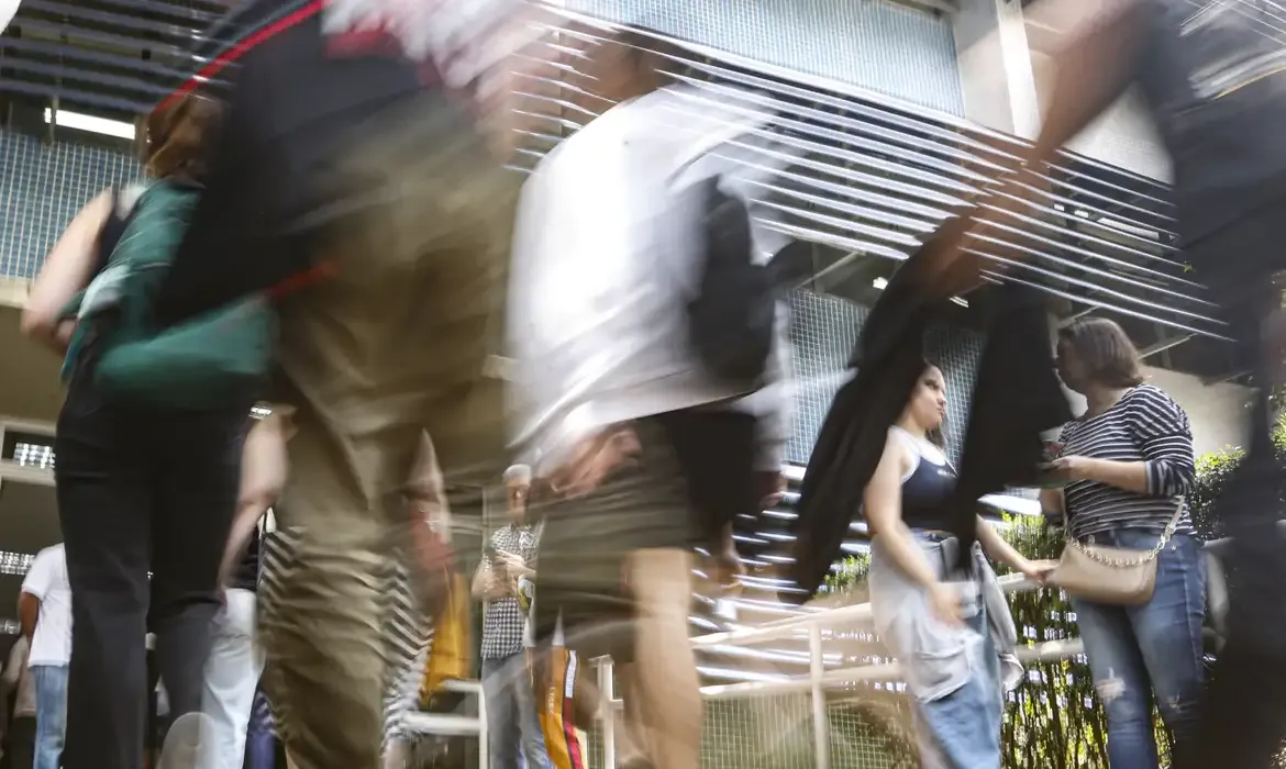 Prazo para pagar taxa do Enem 2025 é prorrogado até 27 de junho