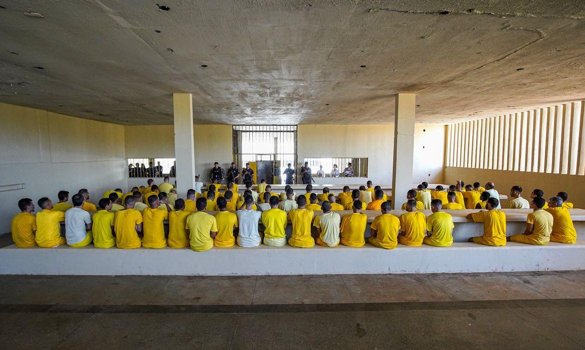 Inscrições no Encceja para privados de liberdade terminam nesta sexta