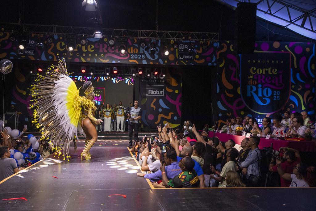 Quer fazer parte da Corte Real do carnaval?