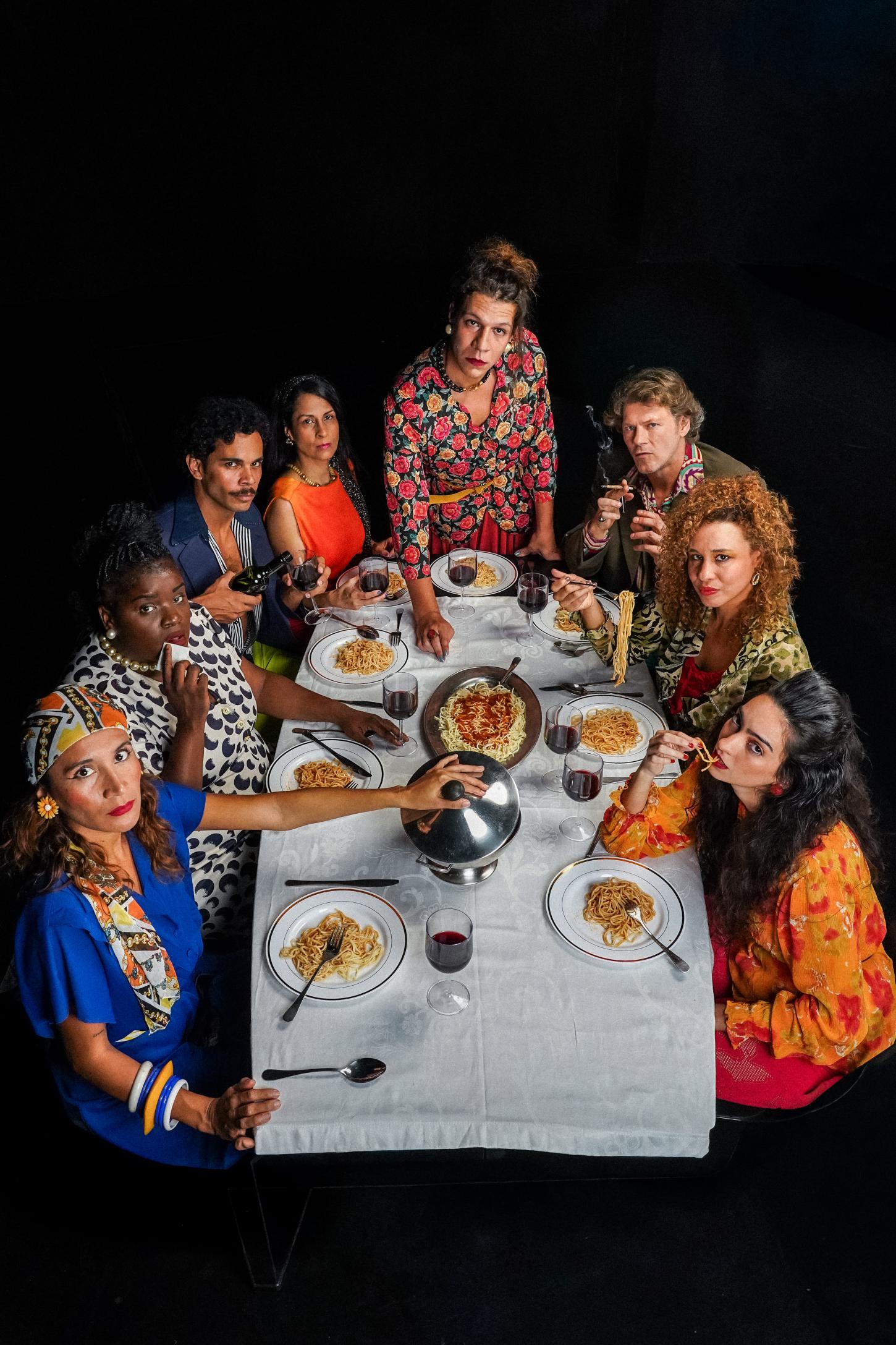 Sesc RJ apresenta: “Traças”