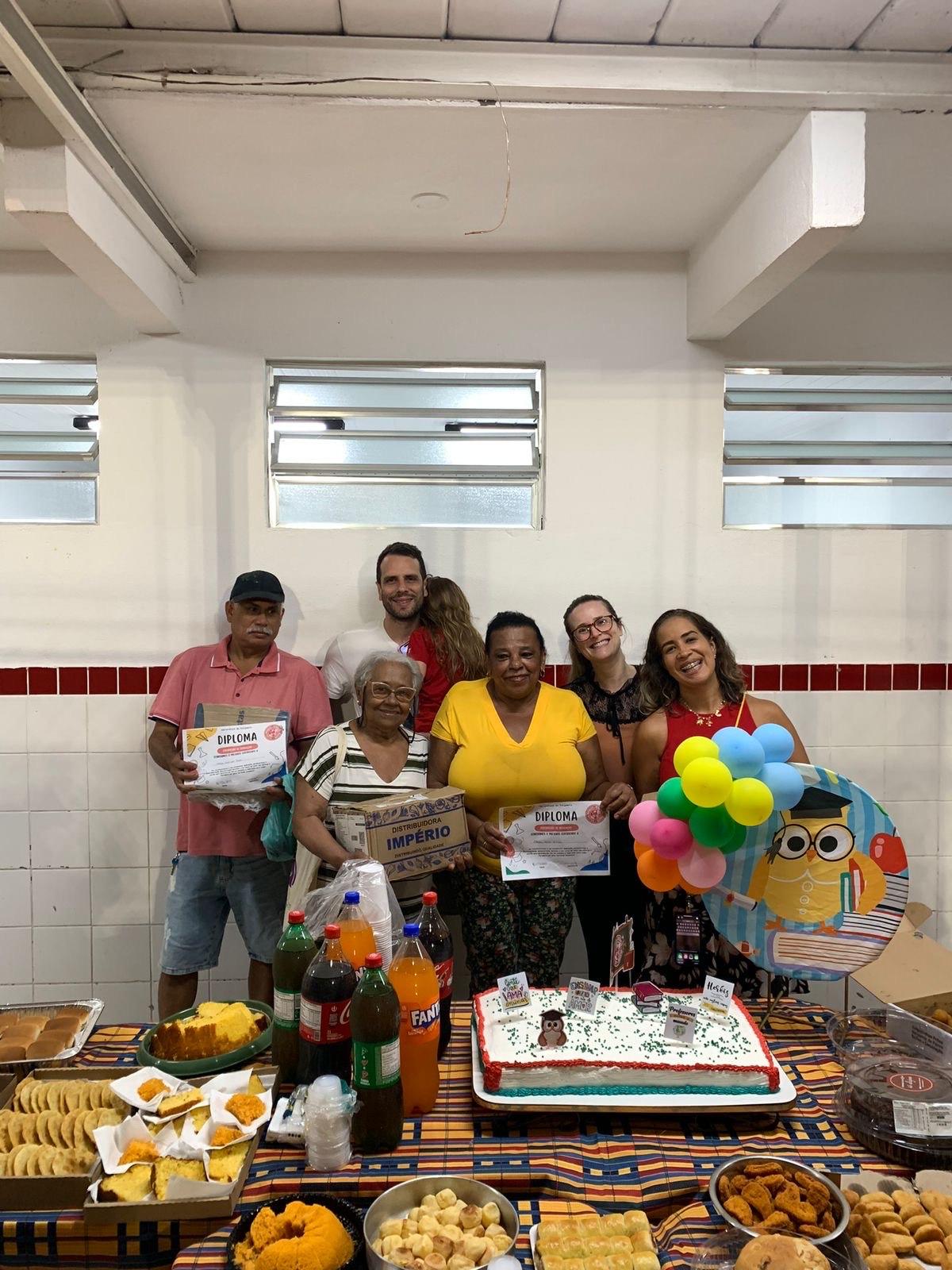 Aprendizes do Salgueiro celebra entrega de certificados e reforça o poder transformador do samba na educação