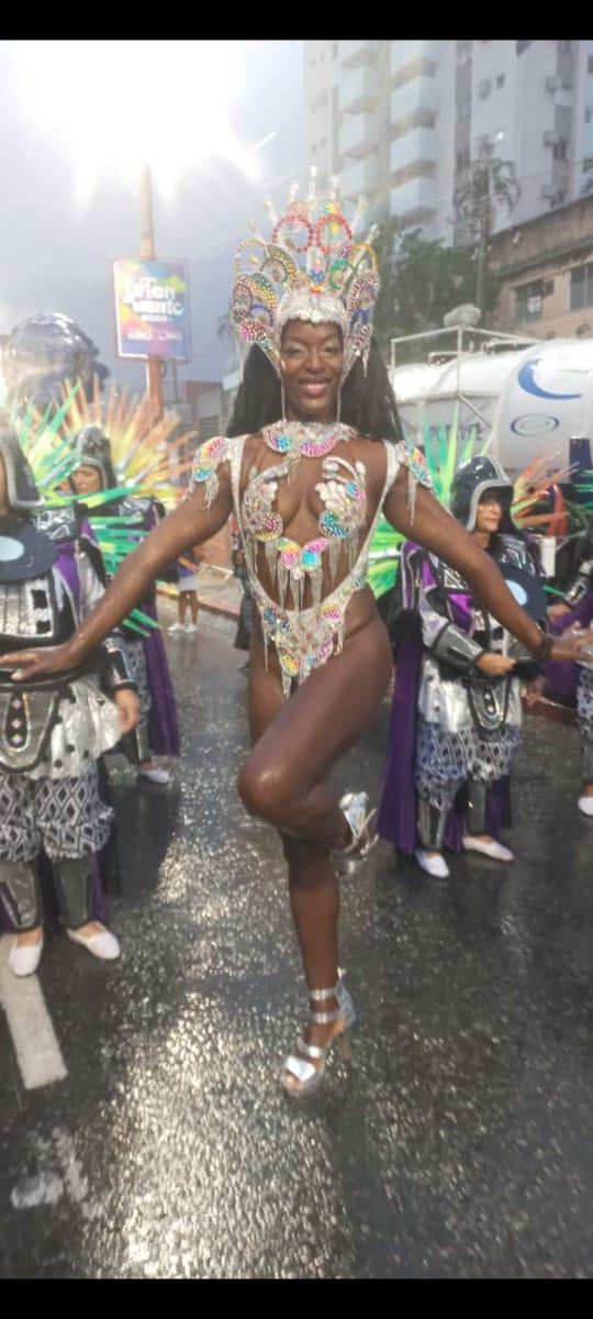 Caprichosos de Pilares: A Voz das Ruas e a Força da Tradição