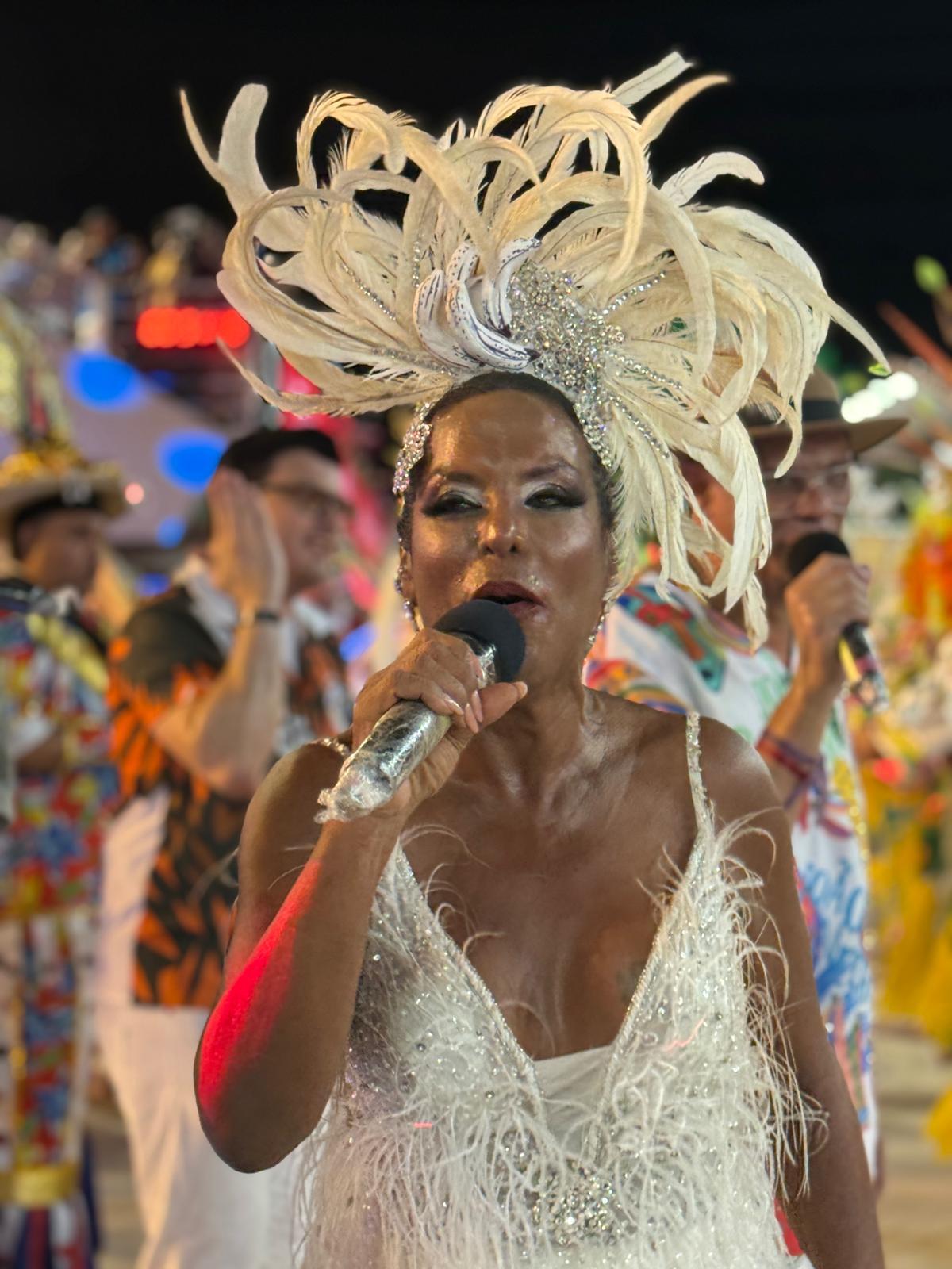 “Não foi dessa vez” disse Pipa Brasey ao terminar a apuração do carnaval de Vitória