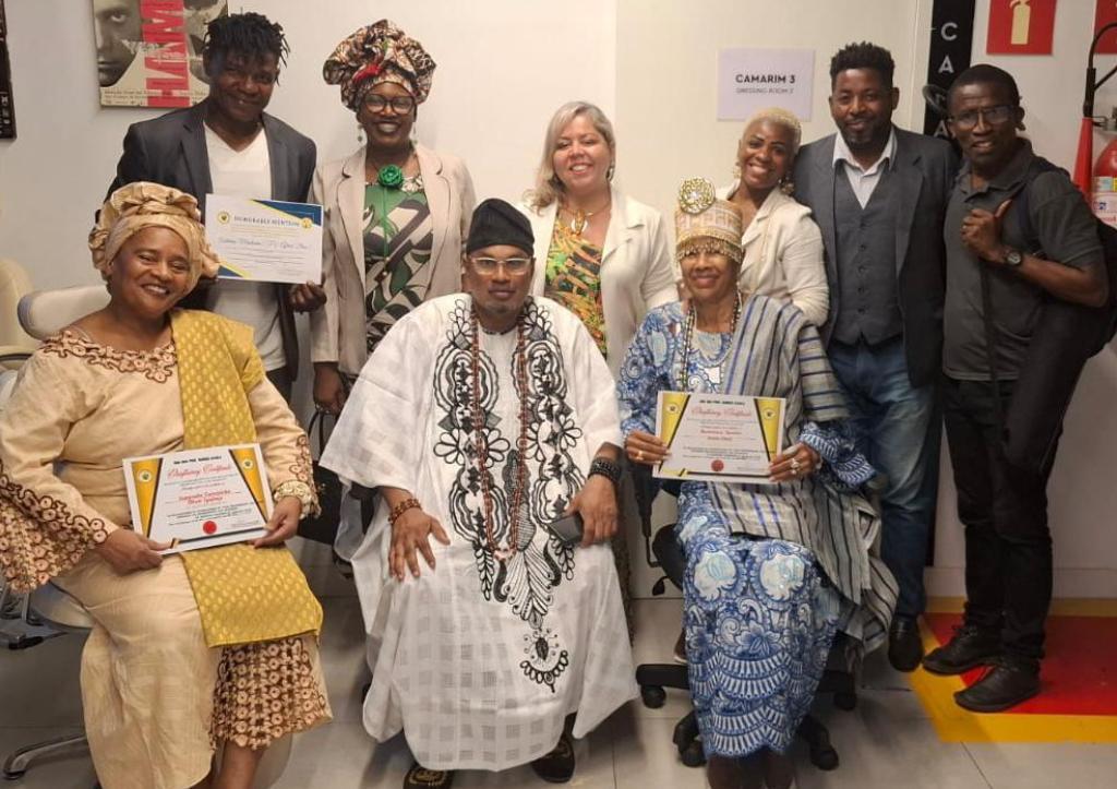 Homenagem à Cultura Yorubá: Oba Hameed Ajijola Concede Títulos e Moções Honrosas a Personalidades e Instituições no RJ